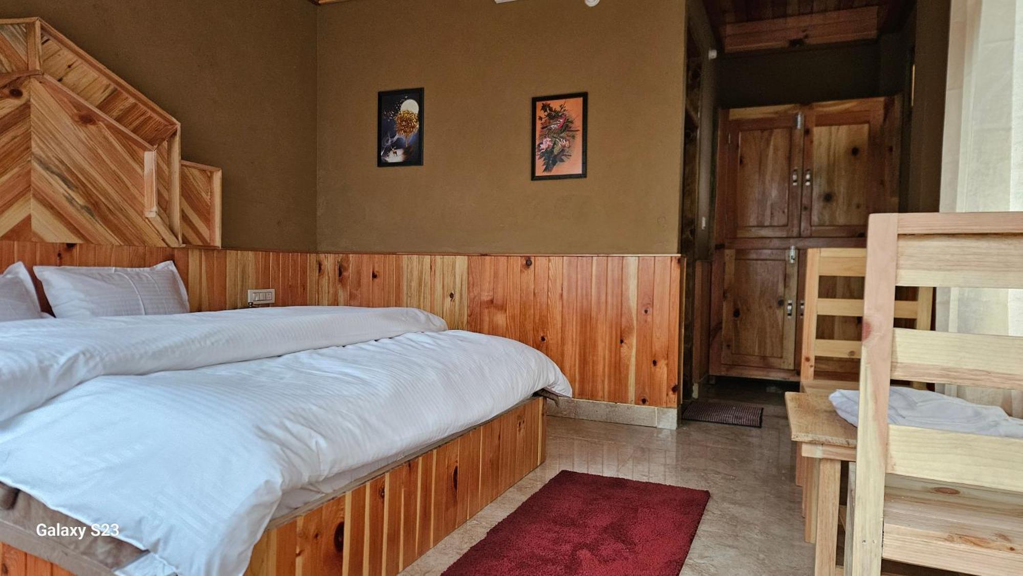 The Fiza Retreat Tirthan Banjār Εξωτερικό φωτογραφία